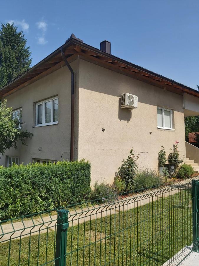 Sadrvan Una Apartment Bihać Exterior foto